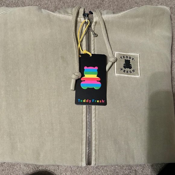 NEW with Tags - Teddy Fresh - Classic Pigment Dye Zip Hoodie - Picture 3 of 6